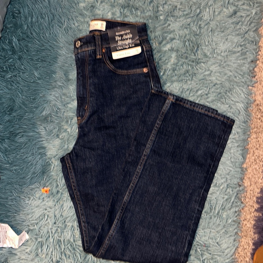 Brand new ankle straight Abercrombie and fitch  jeans